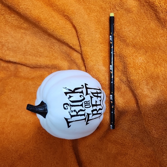 Tricky pumpkin 🎃 - Picture 5 of 6